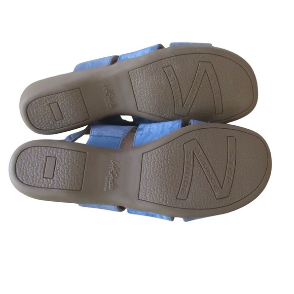 Lifestride Taura Sandals 9.5 Blue Slip On Open Toe Faux Leather Classic - Picture 7 of 9